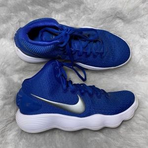 Nike Women's Hyperdunk 2017 Basketball Shoes
